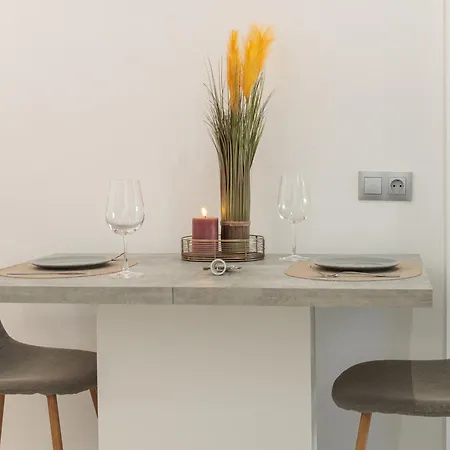 Apartament Sleeklofts Floor 2-bedroom With Terrace Walencja