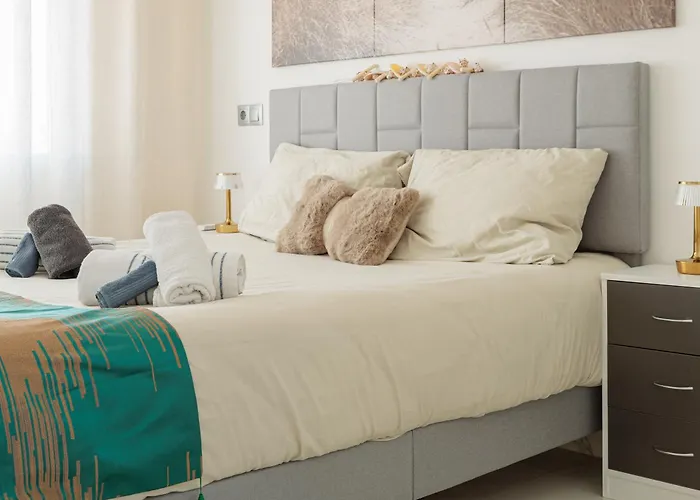 Floor 2 Bedroom With Terrace * Valencia