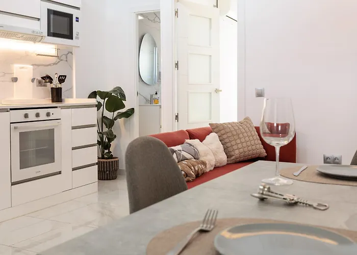 Apartment Floor 2 Bedroom With Terrace *