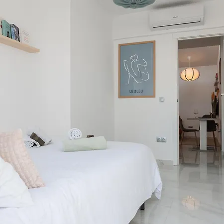 Floor 2 Bedroom With Terrace